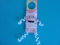 A mummy on my door-6