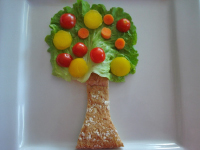 Edible apple tree craft