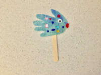 Handprint fish puppets-5