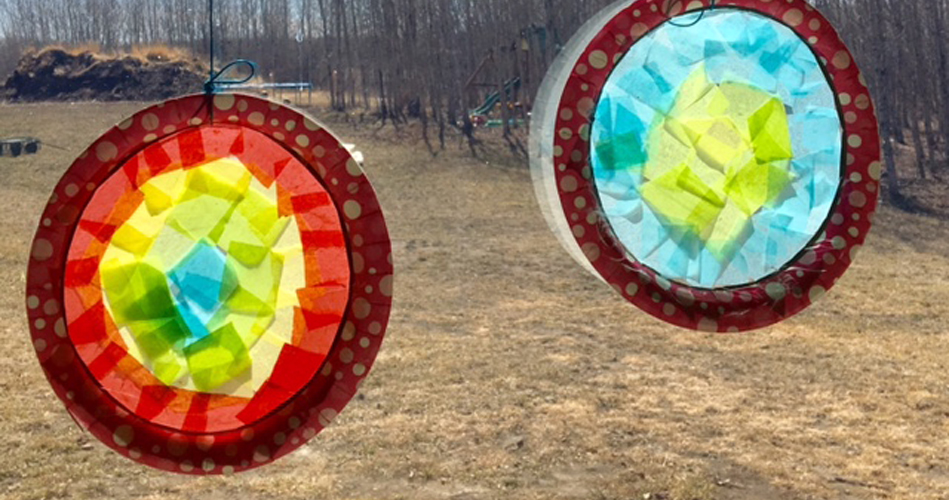 How to Make a Suncatcher with a Paper Plate