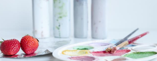 Edible paint for special snacks