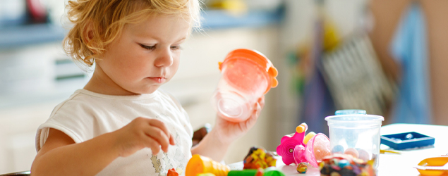 Moisturizing modeling dough