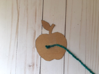 https://www.educatall.com/images/Yarn-Apples-3.jpg