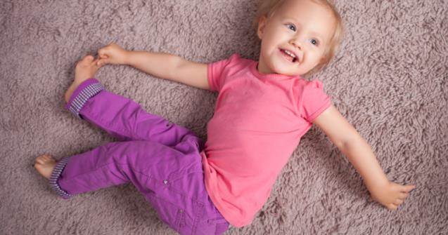 Gentle stretches and movement - Babies and toddlers - Educatall