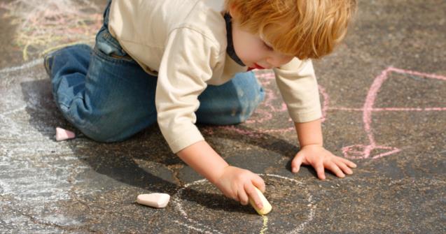 Giant Sidewalk Chalks - Creative recipes - Educatall