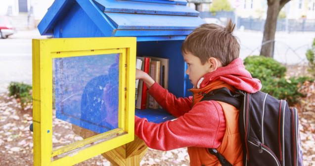 Your own little free library for book exchanges - Extra activities - Educatall